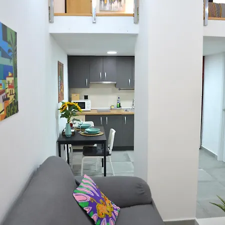 Candalex En Apartment